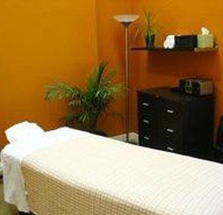 Cloverleaf Therapeutic Massage 1