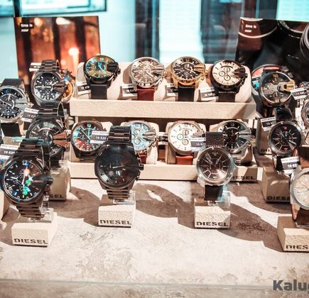 Ehara Watch Store 1