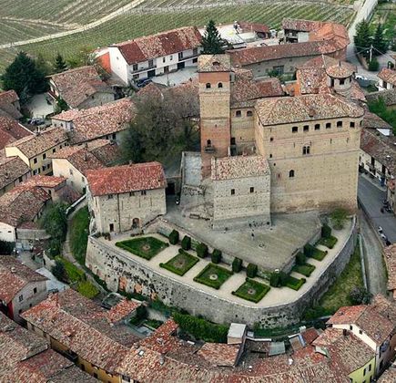 Castello di Serralunga d'Alba 1