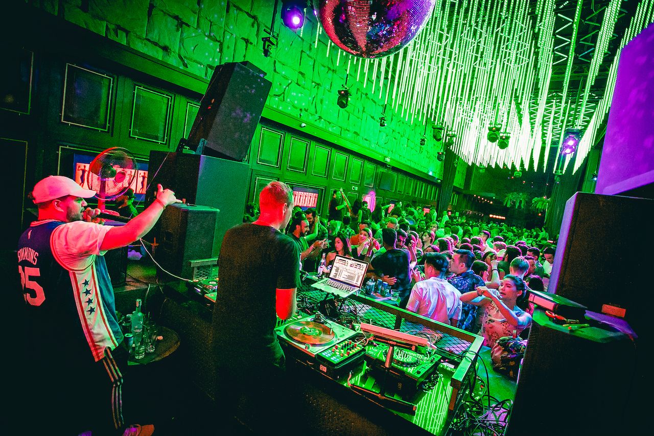 The Club At Koi