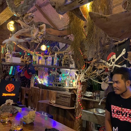 Fat Shark Bar