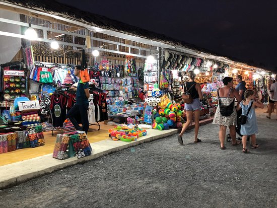 Bang Niang Market
