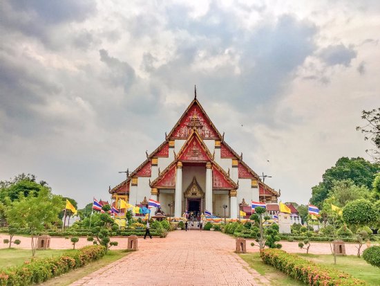 Vihara Phra Mongkhon Bophit