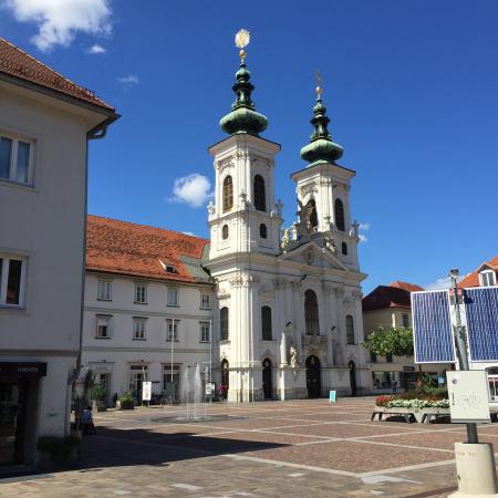 Church of Our Lady of Succor (Mariahilferkirche)