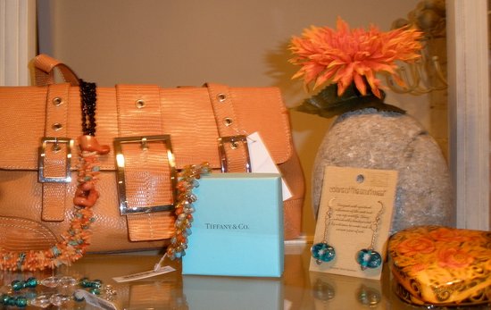 It's My Girlfriends Consignment
