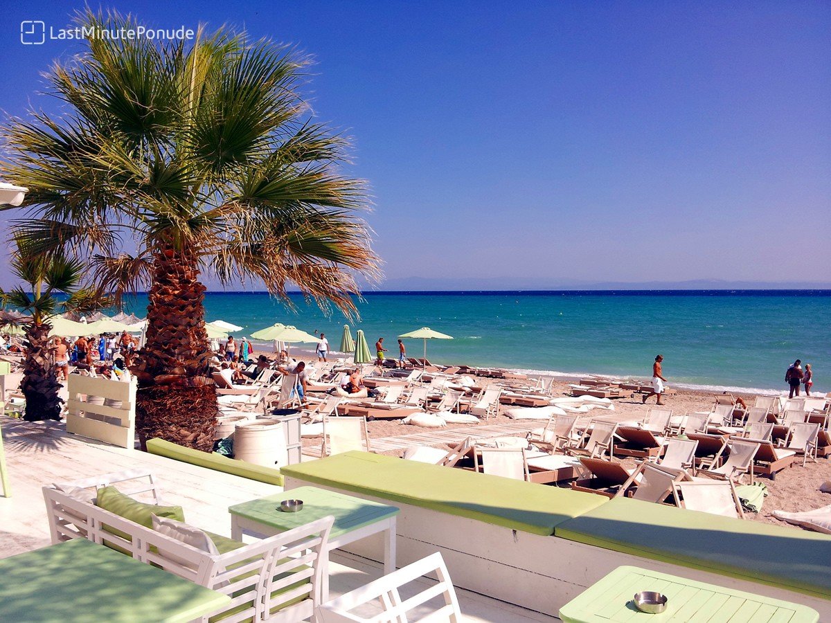 Hanioti Beach