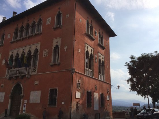 Palazzo Rosso