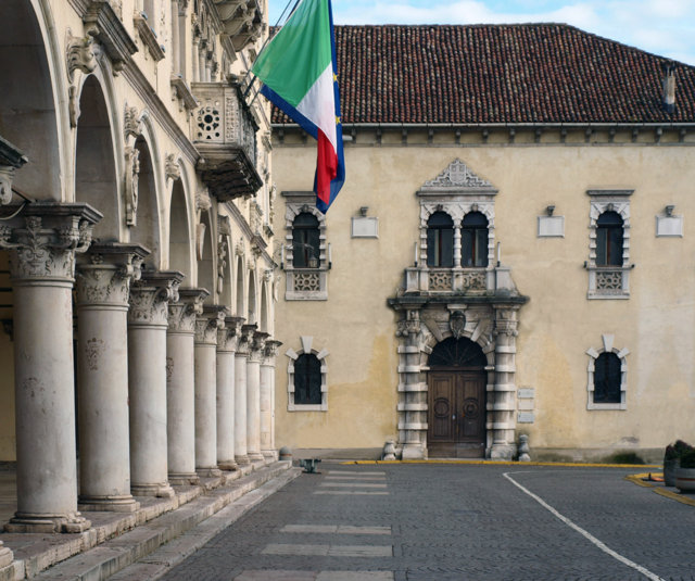 Palazzo dei Vescovi