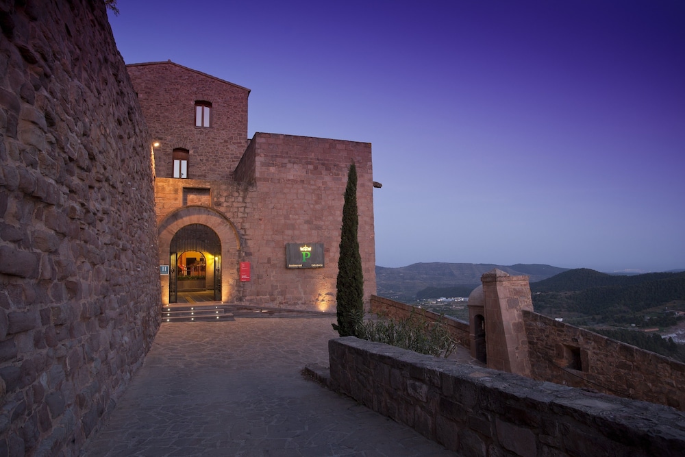 Parador Turistico El Chorro de Giron