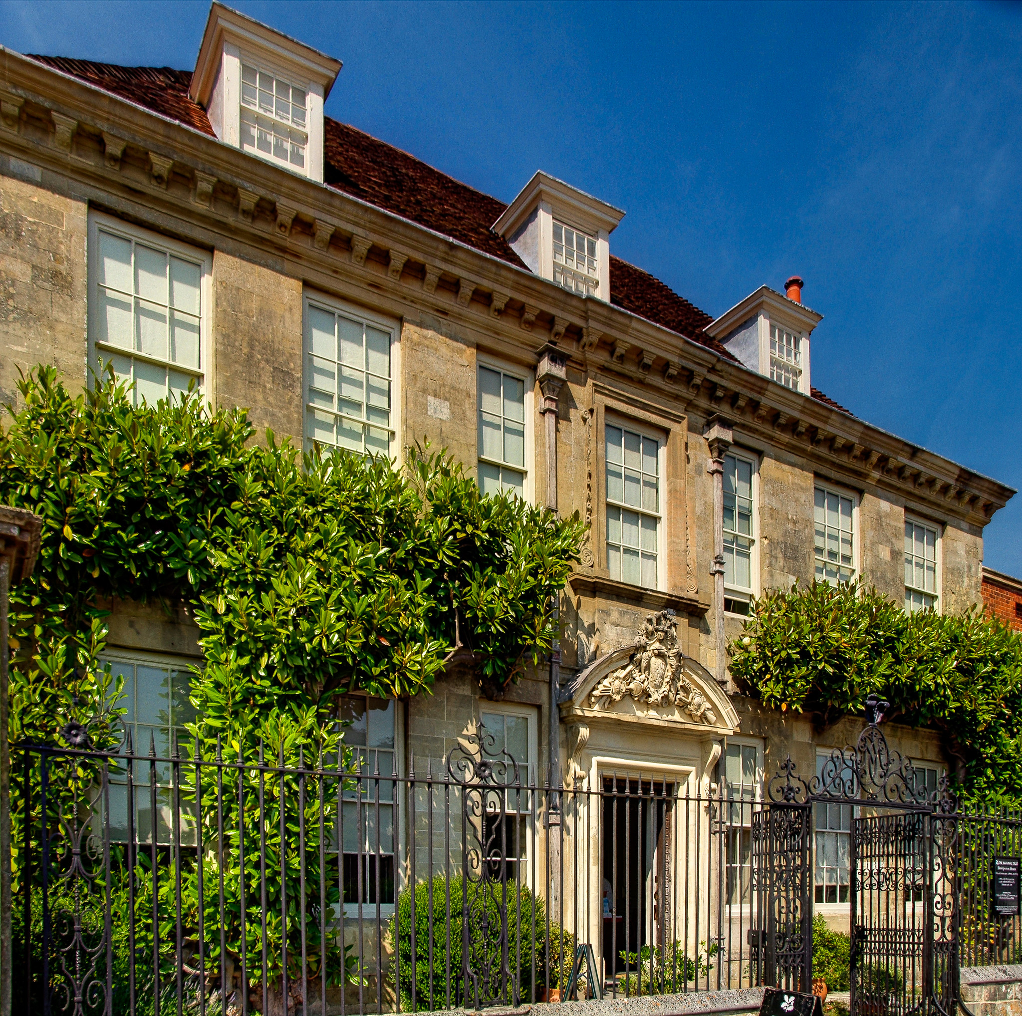 Mompesson House