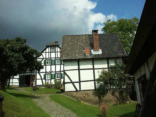Bergisches Museum fur Handwerk,Bergbau u. Gewerbe