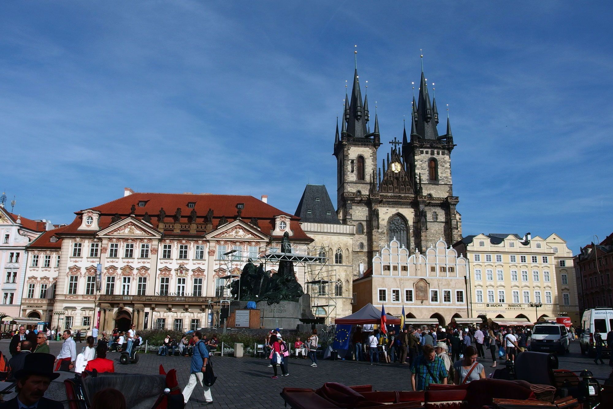 Staromestske namesti